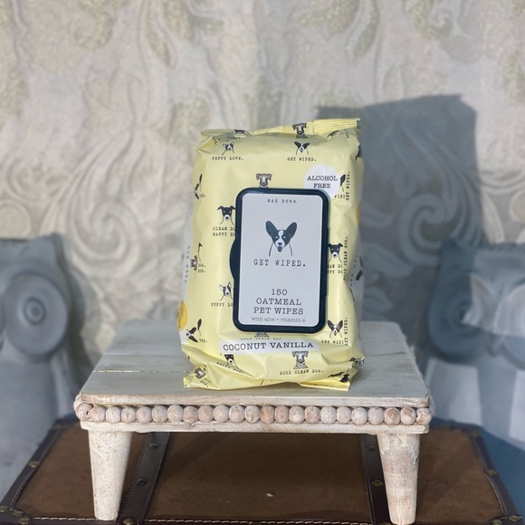 Rae Dunn "GET WIPED" Pet Wipes - Picture 2 of 4